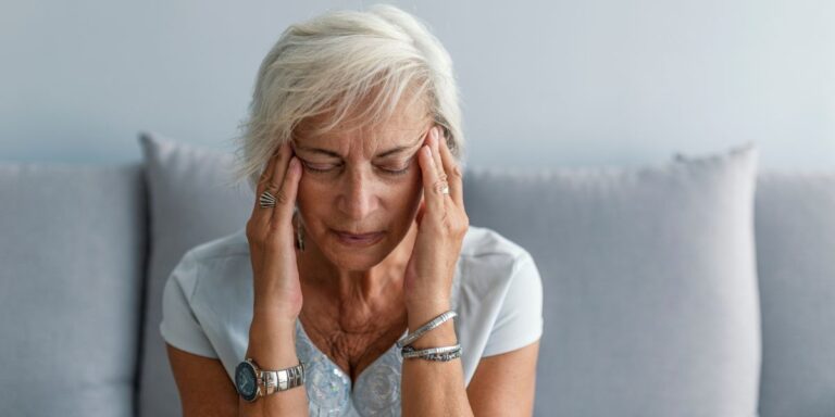 relazione tra mal di testa e mal di denti